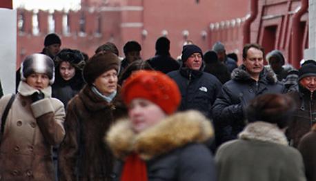 俄罗斯净迁出外国人数量激增 移民群体构成发